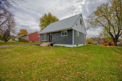 Tiny photo for 420 Arlington Rd, Hoyt Lakes, MN 55750 (MLS # 6122488)