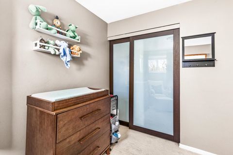 Tiny photo for 32 W Palm St, Duluth, MN 55811 (MLS # 6122975)