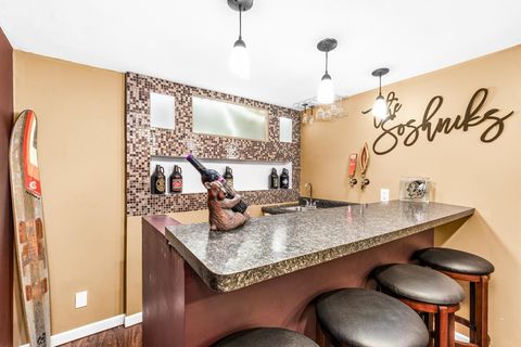 Tiny photo for 32 W Palm St, Duluth, MN 55811 (MLS # 6122975)