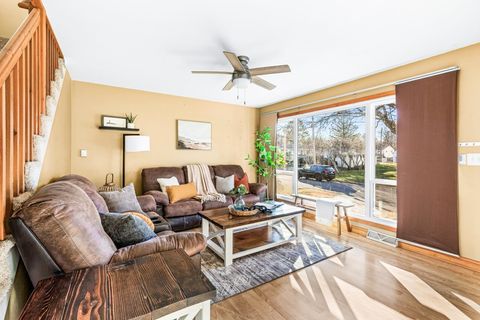 Tiny photo for 32 W Palm St, Duluth, MN 55811 (MLS # 6122975)