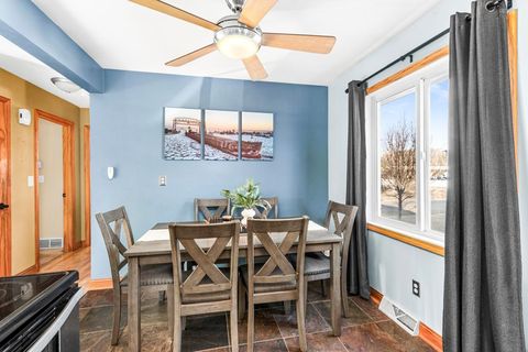 Tiny photo for 32 W Palm St, Duluth, MN 55811 (MLS # 6122975)