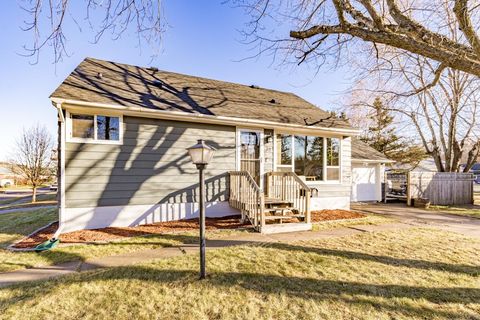 Tiny photo for 32 W Palm St, Duluth, MN 55811 (MLS # 6122975)