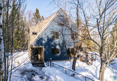 Photo of 5875 North Shore Dr, Duluth, MN 55805 (MLS # 6123891)
