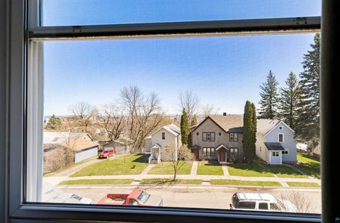 Tiny photo for 2413 W 7th St, Duluth, MN 55806 (MLS # 6127733)