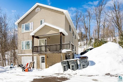 Photo of 2417 Vermilion Rd, Duluth, MN 55803 (MLS # 6124160)