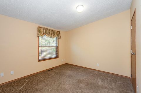Tiny photo for 801 W Stowe St, Duluth, MN 55808 (MLS # 6122651)