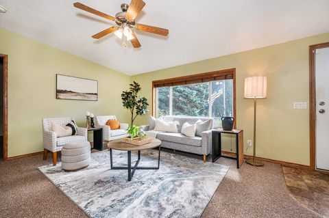 Tiny photo for 801 W Stowe St, Duluth, MN 55808 (MLS # 6122651)