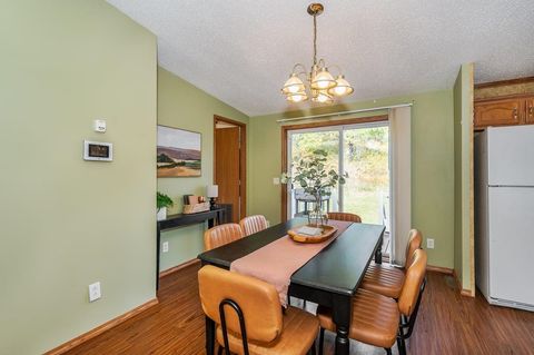 Tiny photo for 801 W Stowe St, Duluth, MN 55808 (MLS # 6122651)