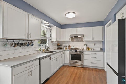 Tiny photo for 5141 Juniata St, Duluth, MN 55804 (MLS # 6126527)
