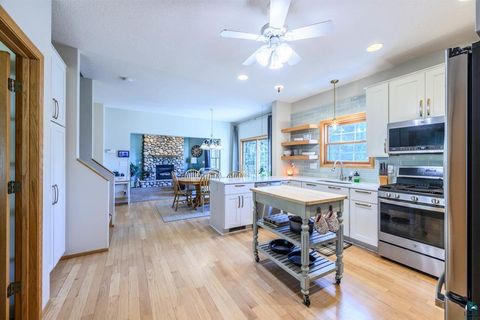 Tiny photo for 304 Terrace St, Duluth, MN 55811 (MLS # 6125672)