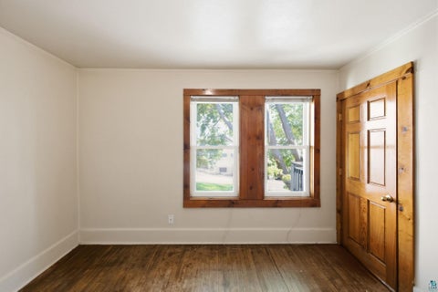 Tiny photo for 126 N 19th Ave W AVE, Duluth, MN 55807 (MLS # 6128398)