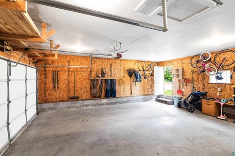 Tiny photo for 5410 Oneida St, Duluth, MN 55804 (MLS # 6125813)