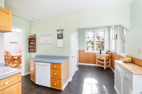 Tiny photo for 5410 Oneida St, Duluth, MN 55804 (MLS # 6125813)