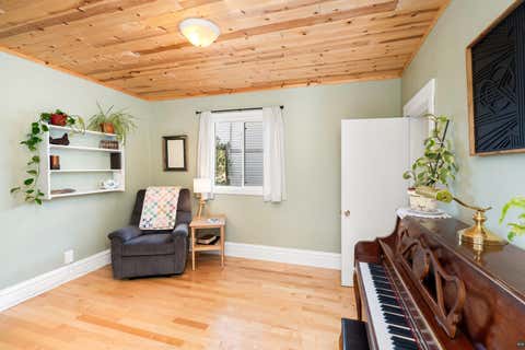 Tiny photo for 5410 Oneida St, Duluth, MN 55804 (MLS # 6125813)