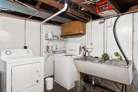 Tiny photo for 5410 Oneida St, Duluth, MN 55804 (MLS # 6125813)