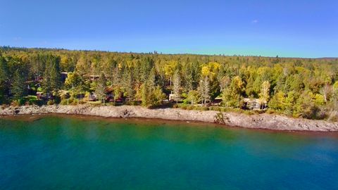 Photo of 48604874 Hwy 61 W, Lutsen, MN 55612 (MLS # 6122486)