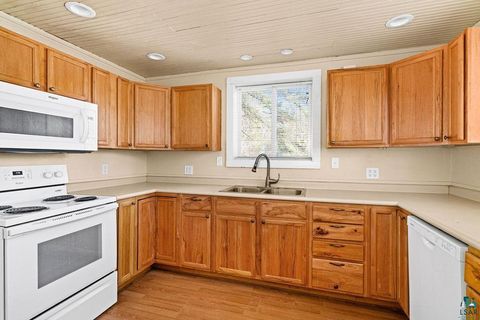 Tiny photo for 1540 N 7th Ave E AVE, Duluth, MN 55805 (MLS # 6125239)