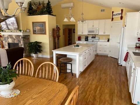 Tiny photo for 341 Coffee Creek Blvd, Duluth, MN 55811 (MLS # 6125271)