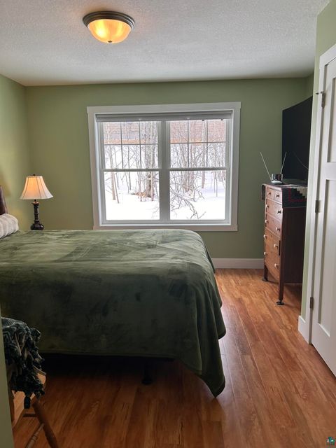 Tiny photo for 341 Coffee Creek Blvd, Duluth, MN 55811 (MLS # 6125271)