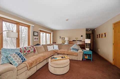 Tiny photo for 2223 Leonard St, Duluth, MN 55811 (MLS # 6123695)