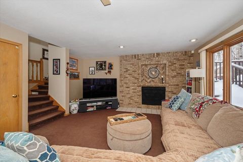 Tiny photo for 2223 Leonard St, Duluth, MN 55811 (MLS # 6123695)