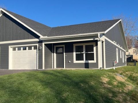 Photo of 1006 26th St #B, Cloquet, MN 55720 (MLS # 6122686) Photo of 1006 26th St #B, Cloquet, MN 55720 (MLS # 6122686)