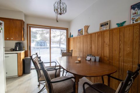 Tiny photo for 126 E Niagara St, Duluth, MN 55811 (MLS # 6123740)