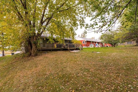 Tiny photo for 126 E Niagara St, Duluth, MN 55811 (MLS # 6123740)
