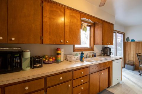 Tiny photo for 126 E Niagara St, Duluth, MN 55811 (MLS # 6123740)