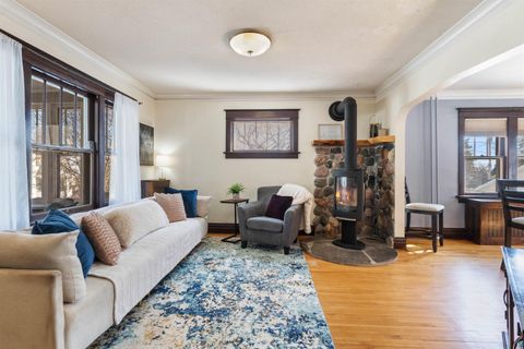 Tiny photo for 815 Grandview Ave, Duluth, MN 55812 (MLS # 6124413)