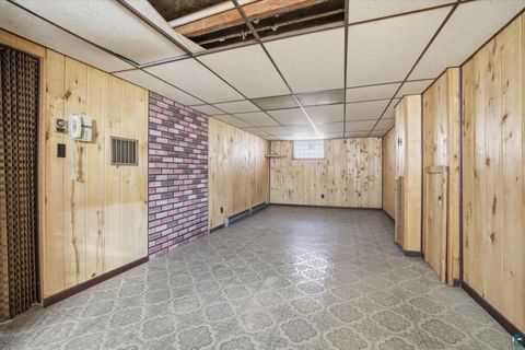 Tiny photo for 709 Michigan St, Hibbing, MN 55746 (MLS # 6124265)