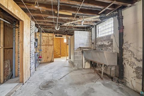 Tiny photo for 709 Michigan St, Hibbing, MN 55746 (MLS # 6124265)