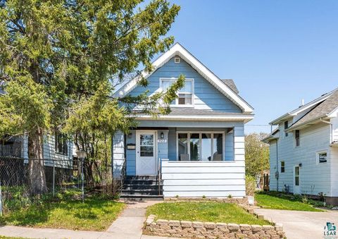 Photo of 922 N 12th Ave E AVE, Duluth, MN 55805 (MLS # 6125614)