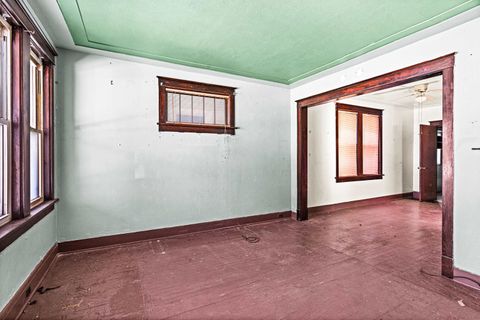 Tiny photo for 2826 W 3rd St, Duluth, MN 55806 (MLS # 6123449)