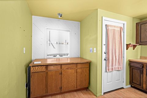 Tiny photo for 2826 W 3rd St, Duluth, MN 55806 (MLS # 6123449)