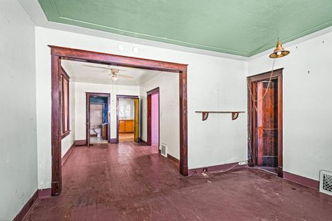 Tiny photo for 2826 W 3rd St, Duluth, MN 55806 (MLS # 6123449)