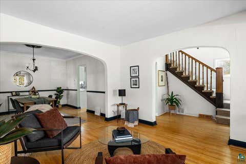 Tiny photo for 824 E 11th St, Duluth, MN 55805 (MLS # 6127401)