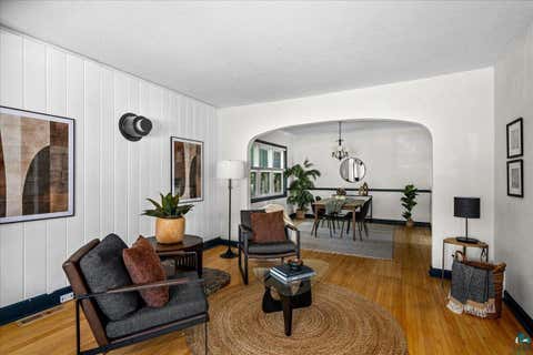 Tiny photo for 824 E 11th St, Duluth, MN 55805 (MLS # 6127401)