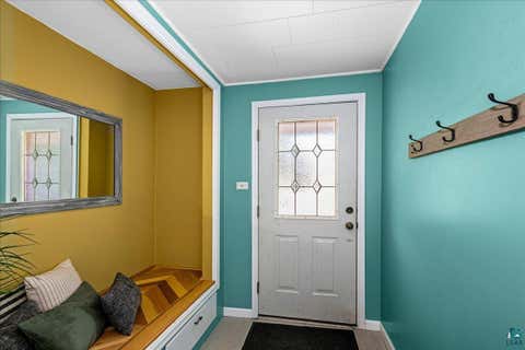 Tiny photo for 824 E 11th St, Duluth, MN 55805 (MLS # 6127401)