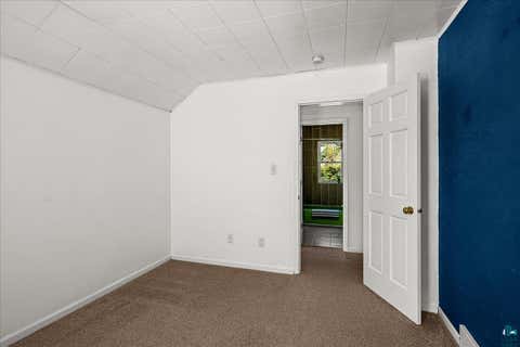 Tiny photo for 824 E 11th St, Duluth, MN 55805 (MLS # 6127401)