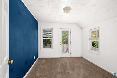 Tiny photo for 824 E 11th St, Duluth, MN 55805 (MLS # 6127401)