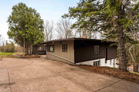 Tiny photo for 1926 Columbus Ave, Duluth, MN 55803 (MLS # 6125294)