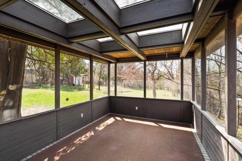 Tiny photo for 1926 Columbus Ave, Duluth, MN 55803 (MLS # 6125294)