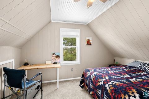 Tiny photo for 2312 E 8th St, Duluth, MN 55812 (MLS # 6125194)