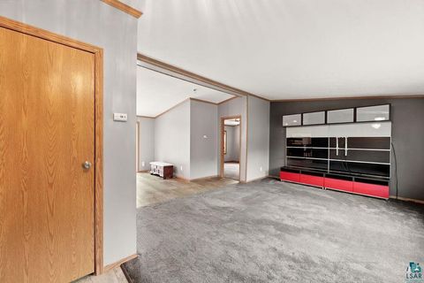 Tiny photo for 2 Barker Dr, Duluth, MN 55808 (MLS # 6126183)