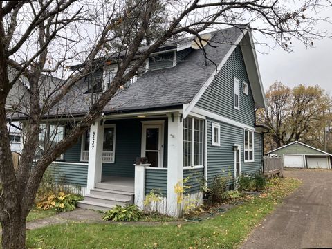 Photo of 9237 Lawn St, Duluth, MN 55810 (MLS # 6122591)