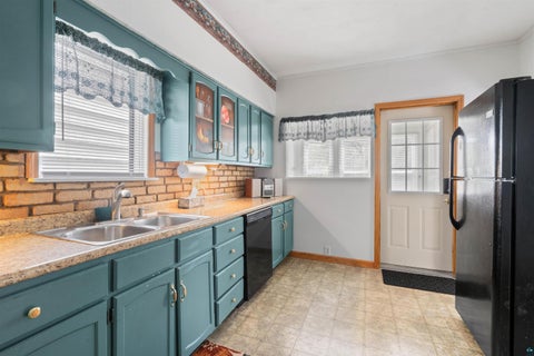 Tiny photo for 3724 W 7th St, Duluth, MN 55807 (MLS # 6127580)