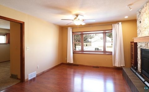 Tiny photo for 811 N 7th St, Virginia, MN 55792 (MLS # 6124129)