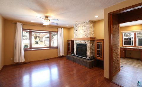 Tiny photo for 811 N 7th St, Virginia, MN 55792 (MLS # 6124129)