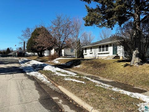 Tiny photo for 811 N 7th St, Virginia, MN 55792 (MLS # 6124129)